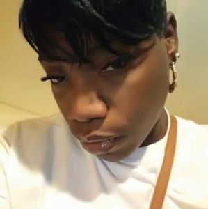 Meet your Posher, Dea